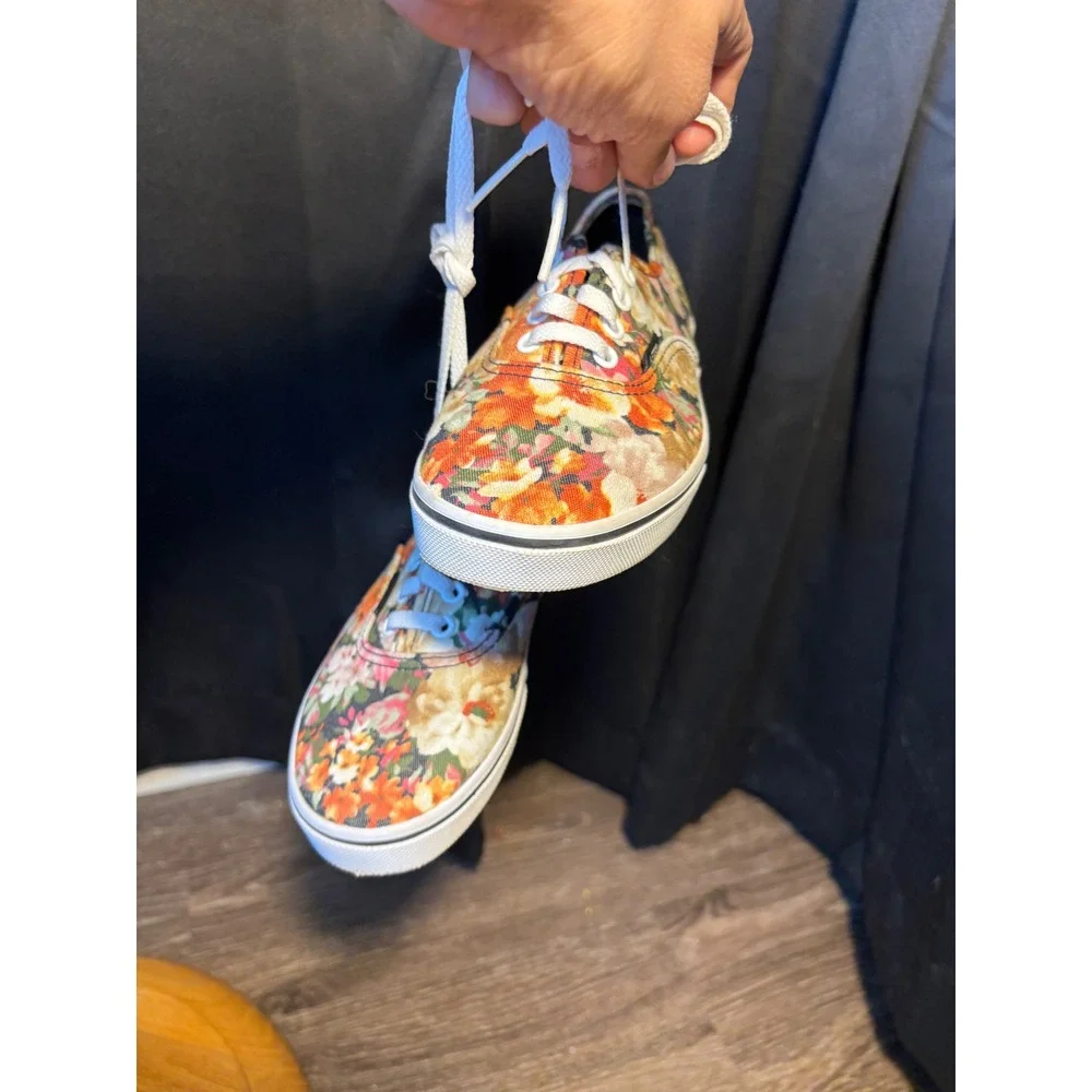 Vans Authentic Lo Pro Floral Tapestry Canvas Sneakers Kids Size 2.5 Multi-Color